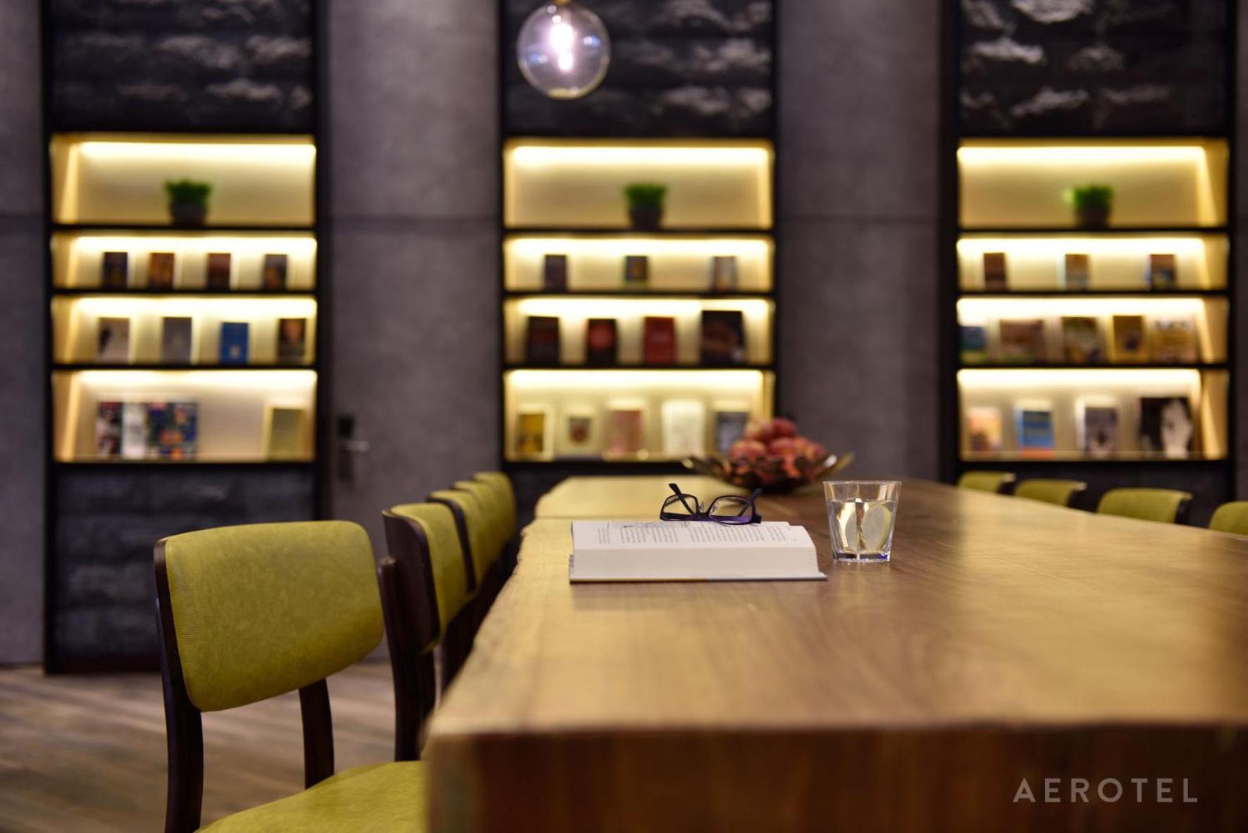 Aerotel Singapore - Transit Hotel In Terminal 1 ภายนอก รูปภาพ